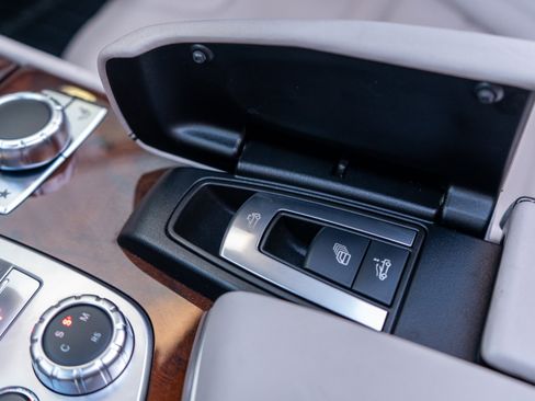 Used 2016 Mercedes-Benz SL 63 AMG image 40