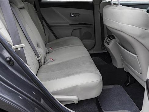 Used 2011 Toyota Venza image 25