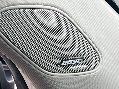 Used 2025 Honda Pilot Elite image 19