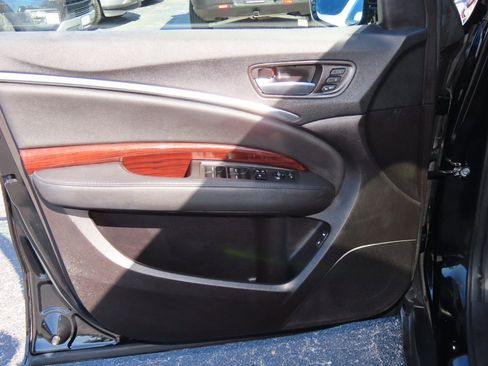 Used 2016 Acura MDX FWD image 25