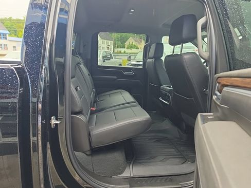 Used 2026 GMC Sierra 2500 SLT w/ SLT Convenience Package AWD/4WD image 14