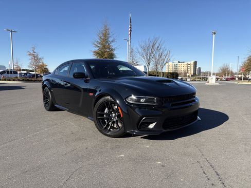 Certified 2023 Dodge Charger Scat Pack image 2