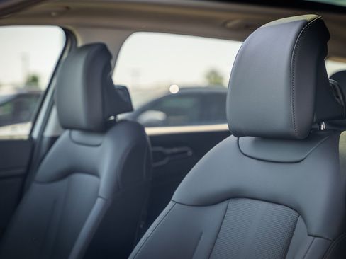 New 2026 Kia Sportage EX AWD/4WD image 16
