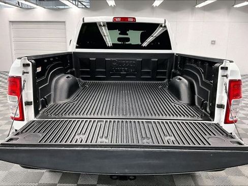 Used 2022 RAM 2500 Big Horn image 27