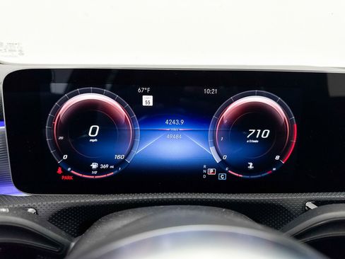 Used 2020 Mercedes-Benz CLA 250 image 34