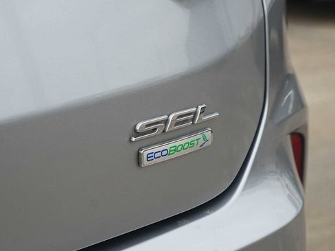 Used 2020 Ford Edge SEL image 8