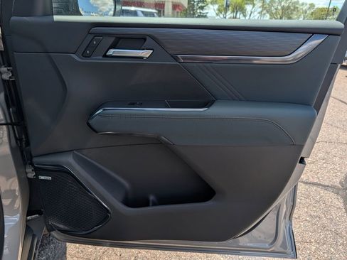 New 2026 GMC Acadia AT4 AWD/4WD image 22