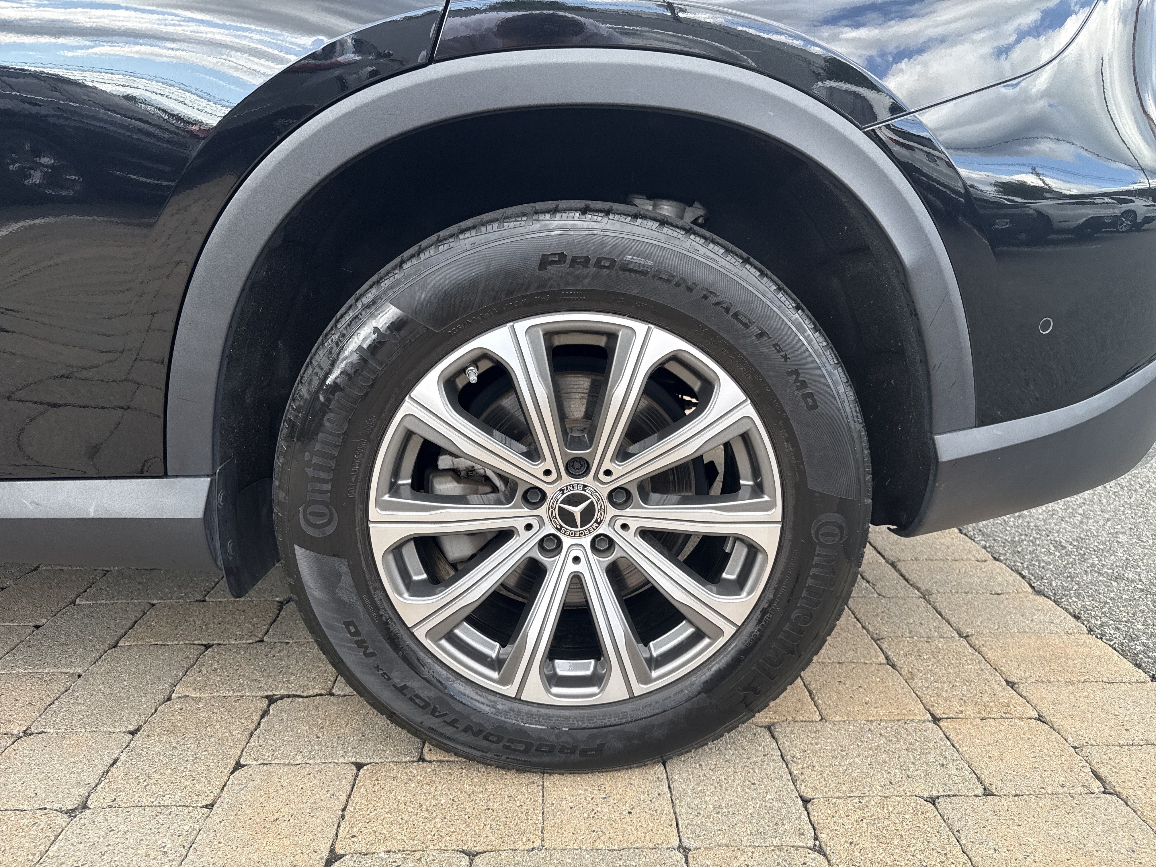 Used 2023 Mercedes-Benz GLC 300 4MATIC image 29