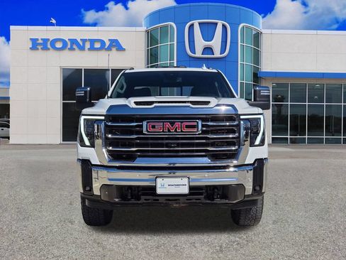 Used 2025 GMC Sierra 2500 SLT w/ SLT Convenience Package AWD/4WD image 8