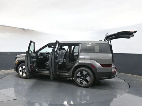 Used 2026 Hyundai Santa Fe SE image 39