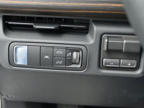 Used 2026 GMC Sierra EV Denali image 26