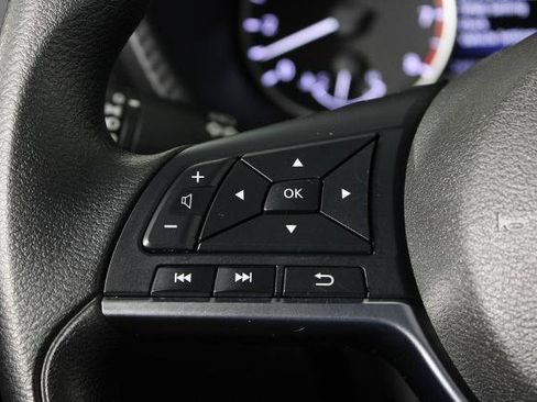 Certified 2024 Nissan Sentra SV image 25