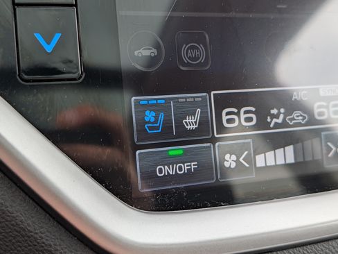 Used 2024 Subaru Ascent Touring AWD/4WD image 28