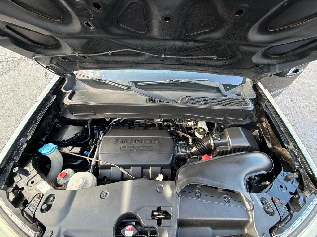 Used 2015 Honda Pilot Touring image 9