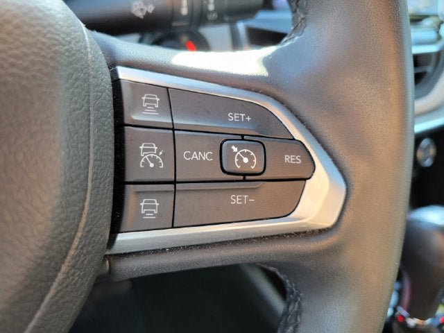 Certified 2023 Jeep Compass Limited AWD/4WD image 12