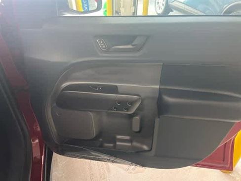 New 2025 Ford Maverick XLT w/ XLT Luxury Package image 57