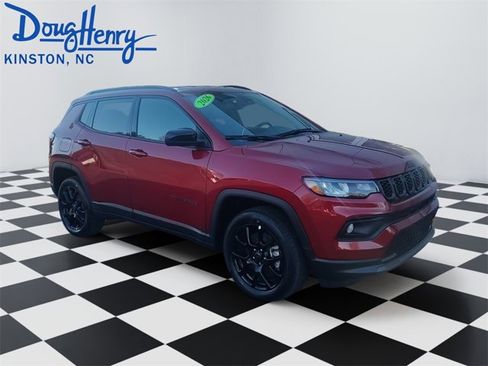 New 2026 Jeep Compass Latitude image 7