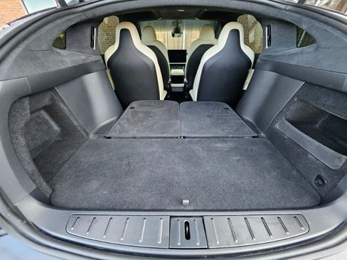 Used 2022 Tesla Model X image 67