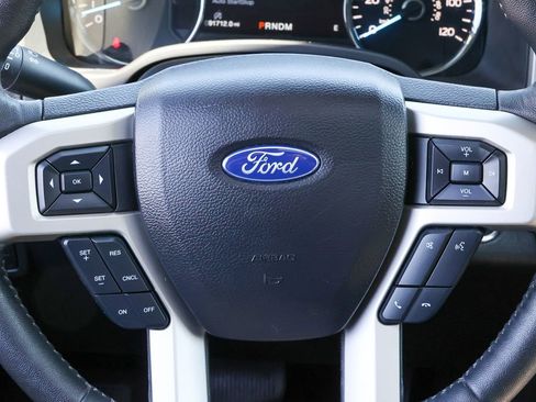 Used 2019 Ford F150 Lariat w/ Equipment Group 502A Luxury AWD/4WD image 10
