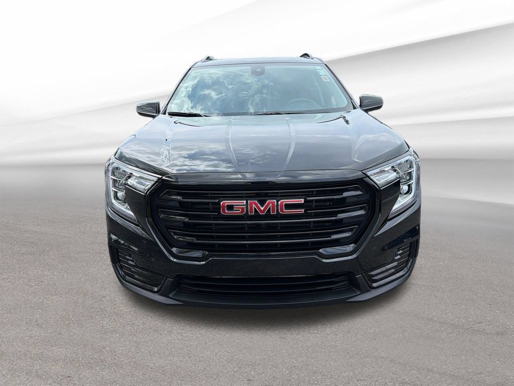Certified 2024 GMC Terrain SLE w/ Driver Convenience Package FWD image 9