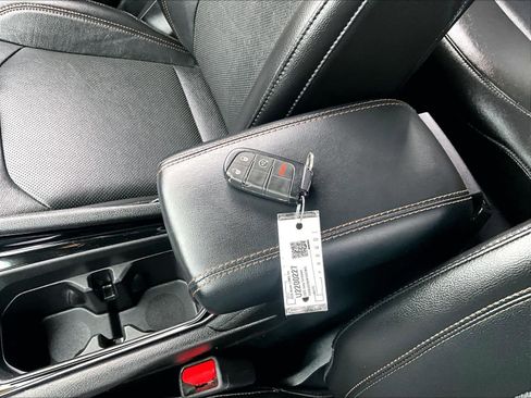 Used 2022 Jeep Compass Limited image 31