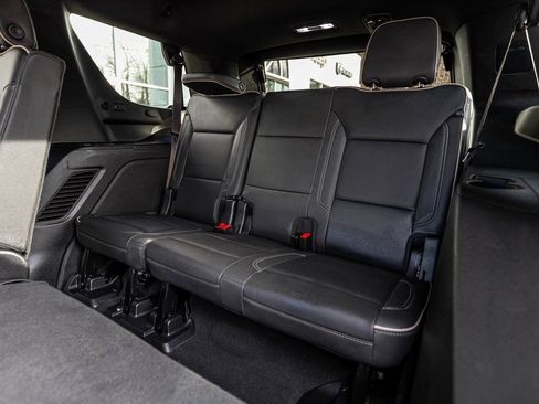 Used 2023 GMC Yukon SLT image 27