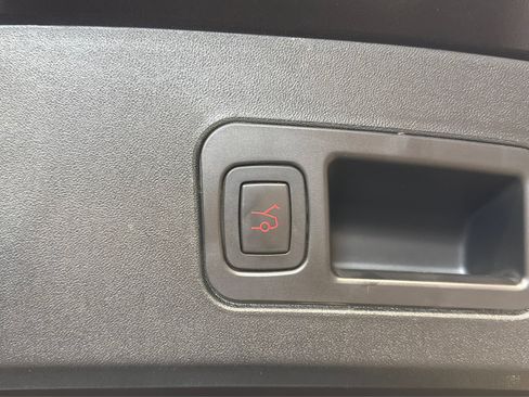 Used 2019 Tesla Model S Performance AWD/4WD image 44