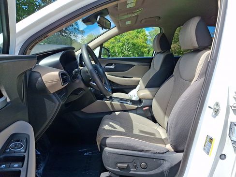 Used 2019 Hyundai Santa Fe SEL FWD image 14