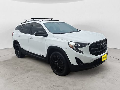 Used 2019 GMC Terrain SLT w/ Preferred Package AWD/4WD image 3