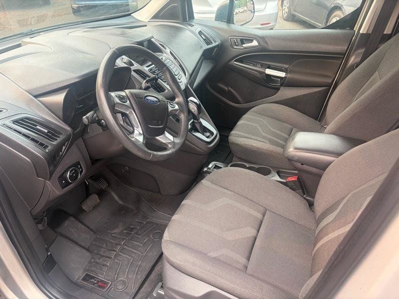 Used 2015 Ford Transit Connect XLT FWD image 12