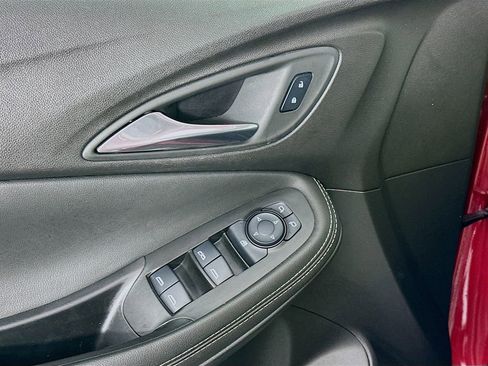 Used 2024 Buick Encore GX Sport Touring image 23