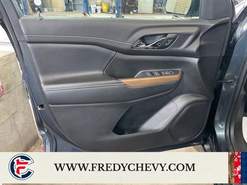 Certified 2020 GMC Acadia SLE image 15