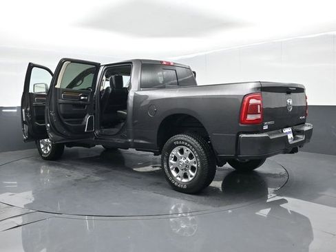 Used 2024 RAM 2500 Laramie w/ Safety Group AWD/4WD image 66