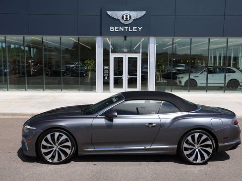 Used 2026 Bentley Continental GT Azure AWD/4WD image 6