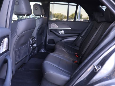 Certified 2025 Mercedes-Benz GLE 450e 4MATIC image 17