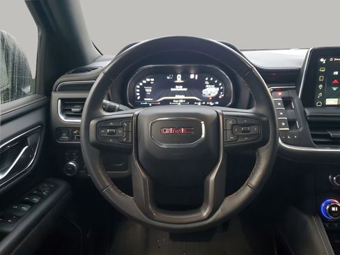Used 2022 GMC Yukon XL AT4 image 25