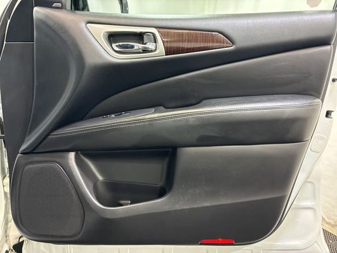 Used 2015 Nissan Pathfinder SL w/ SL Premium Package AWD/4WD image 11