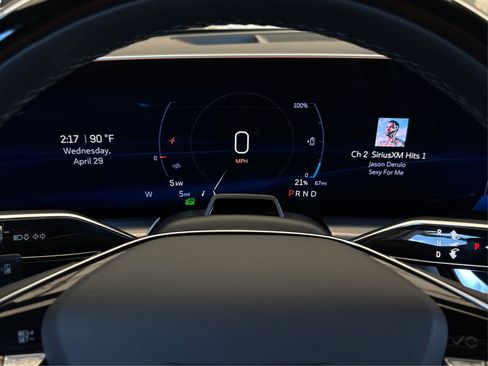 New 2026 Cadillac Lyriq Luxury RWD image 17