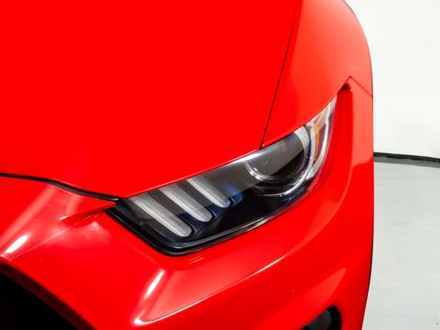 Used 2018 Ford Mustang Shelby GT350 w/ Electronics Package image 33