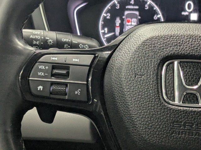 Certified 2024 Honda Pilot Touring image 19