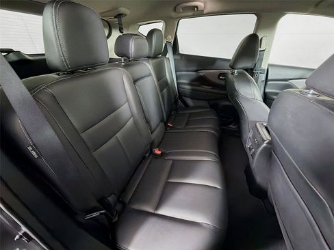 Used 2024 Nissan Murano SV image 26