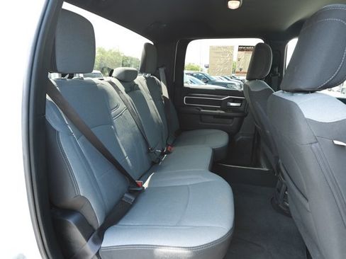 Used 2024 RAM 2500 Big Horn AWD/4WD image 29
