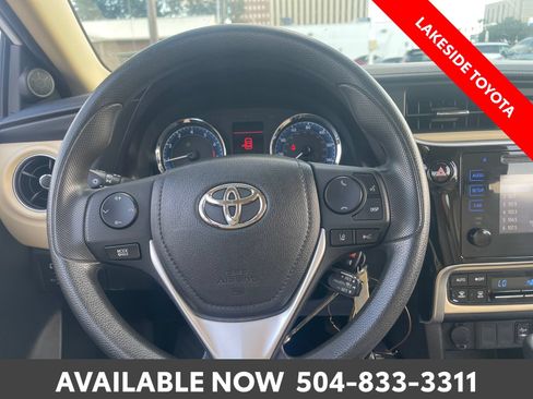 Used 2017 Toyota Corolla LE FWD image 21