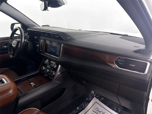 Used 2024 GMC Yukon Denali Ultimate image 30