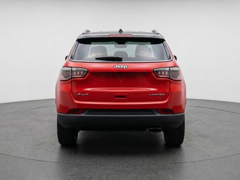 Used 2025 Jeep Compass Limited AWD/4WD image 7