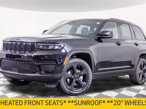 New 2025 Jeep Grand Cherokee Altitude image 2