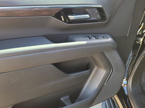 New 2026 Chevrolet Tahoe LS image 13