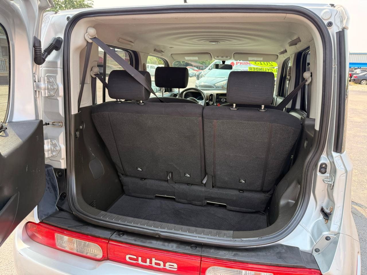 Used 2013 Nissan Cube 1.8 S w/ Interior Designer Pkg FWD image 6