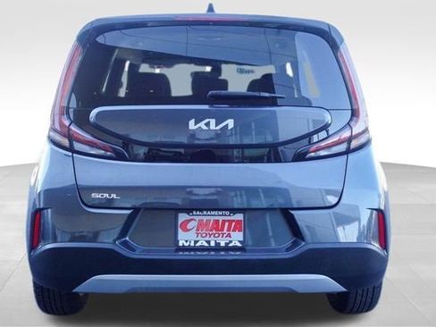 Used 2023 Kia Soul LX w/ Option Group 015 image 7