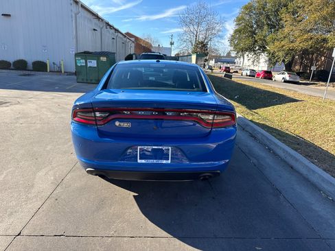 Used 2020 Dodge Charger Police w/ Street Appearance Group image 10